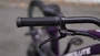 BICICLETA ABSOLUTE BRUTUS ARO 26" - ROXA E PRETA COM FREIO HIDRÁULICO SHIMANO