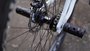 BICICLETA ARO 26 PORTAL WHEELING PERIFA 2.0 - 14,5" - BRANCA E PRETA COM FREIO HIDRAÚLICO SHIMANO COMPLETO