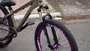 BICICLETA GIOS DIRT JUMP ARO 26" - TITÂNIO E ROXO  COM FREIO HIDRÁULICO SHIMANO