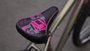 BICICLETA GIOS FRX-EVO ARO 26 - TITÂNIO E ROSA COM FREIO A DISCO HIDRÁULICO SHIMANO