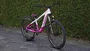 BICICLETA HUPI NAJA ARO 26" - BRANCA E ROSA COM FREIO A DISCO HIDRÁULICO SHIMANO
